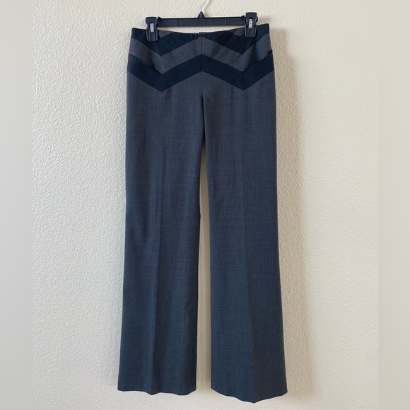 BCBG MaxAzria Unique Dark Gray Chic Wool Slacks with Black Geo Hip Design Size 2 - Picture 2 of 10